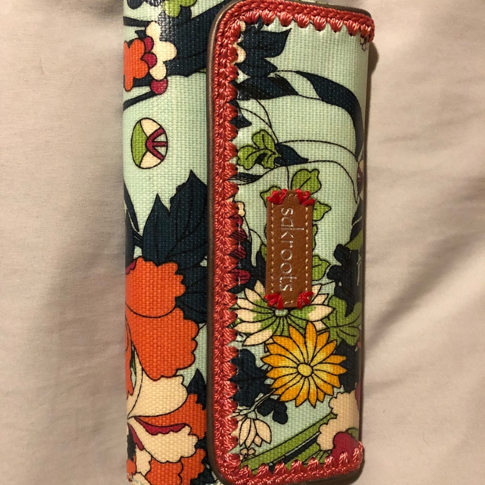 Sakroots wallet